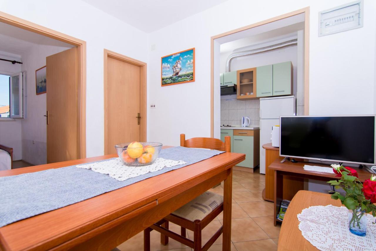 Holidays Apartments Slanada With Terrace And Sea View, Near The Beach & Town Trogir, Free Parking, Quiet Place On Peninsula Ciovo Exterior photo